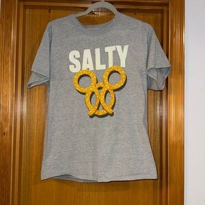 Official Disney parks t-shirt medium men’s